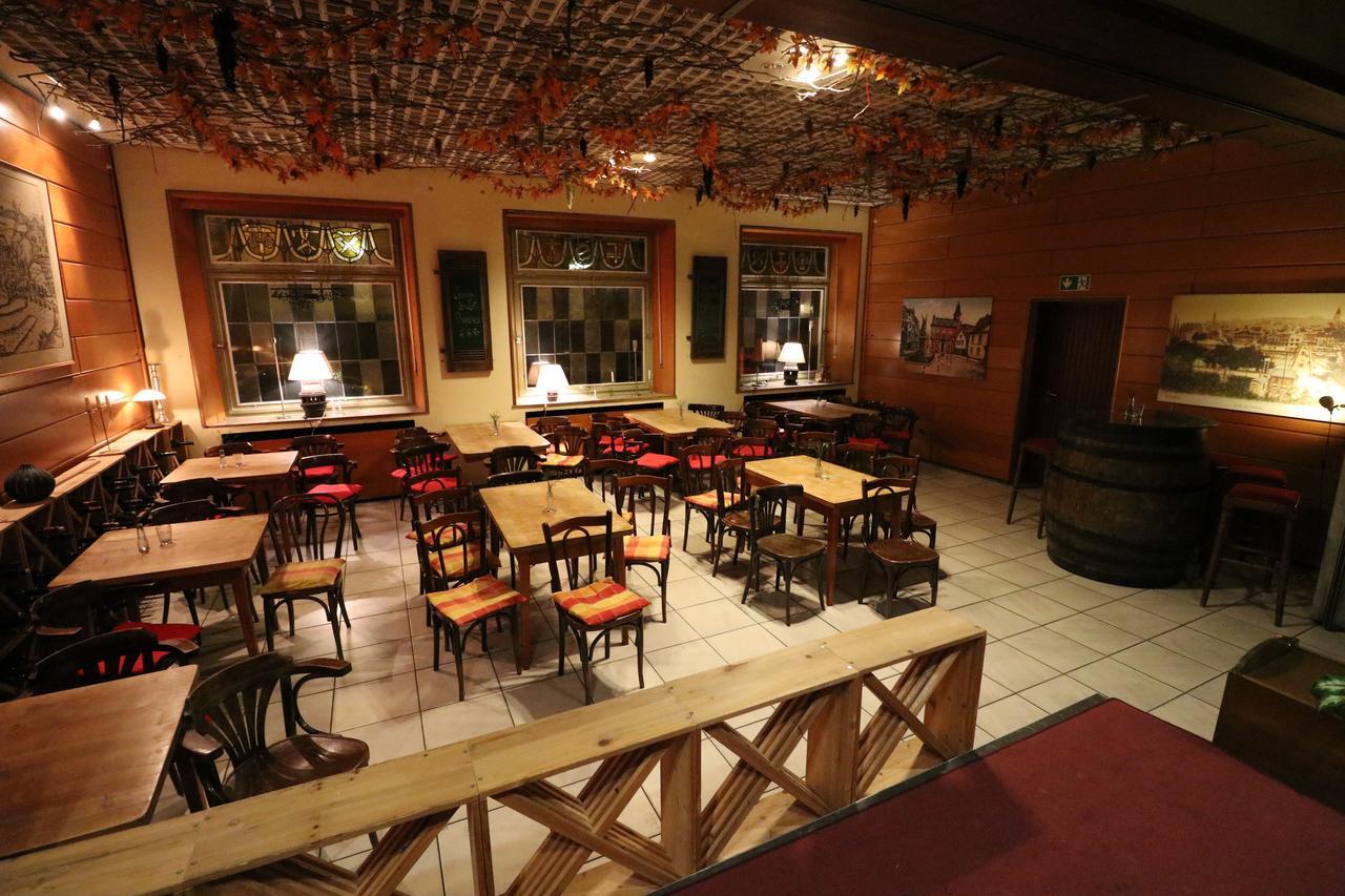 Hotel Domstuben 埃森 外观 照片